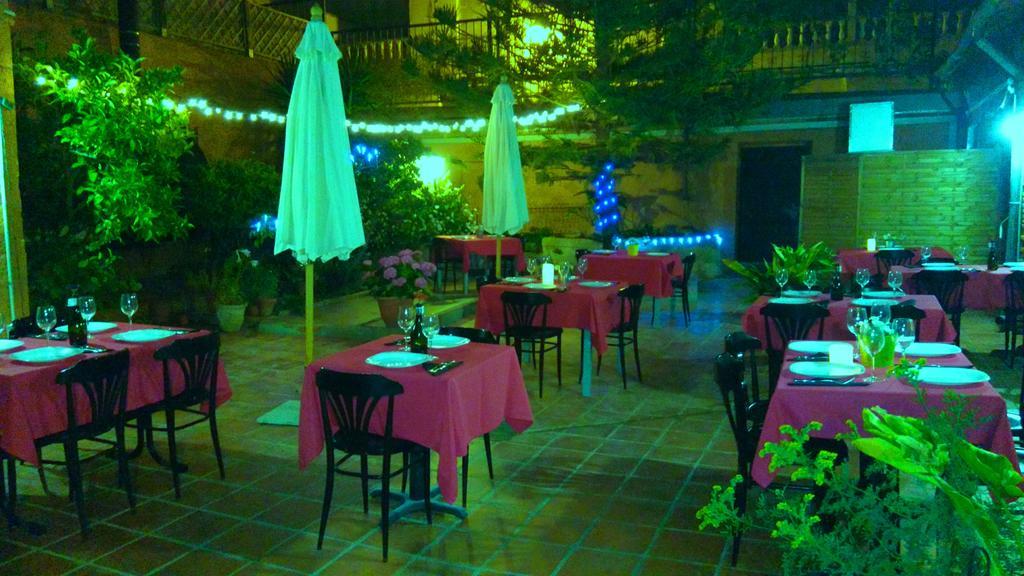Archs Hotel Rural Lletger Eksteriør bilde